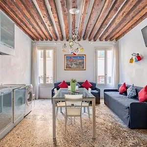 Ihomes-corte Del Calice Nel Cuore Di Apartment